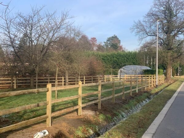 farm square – 3 liggers