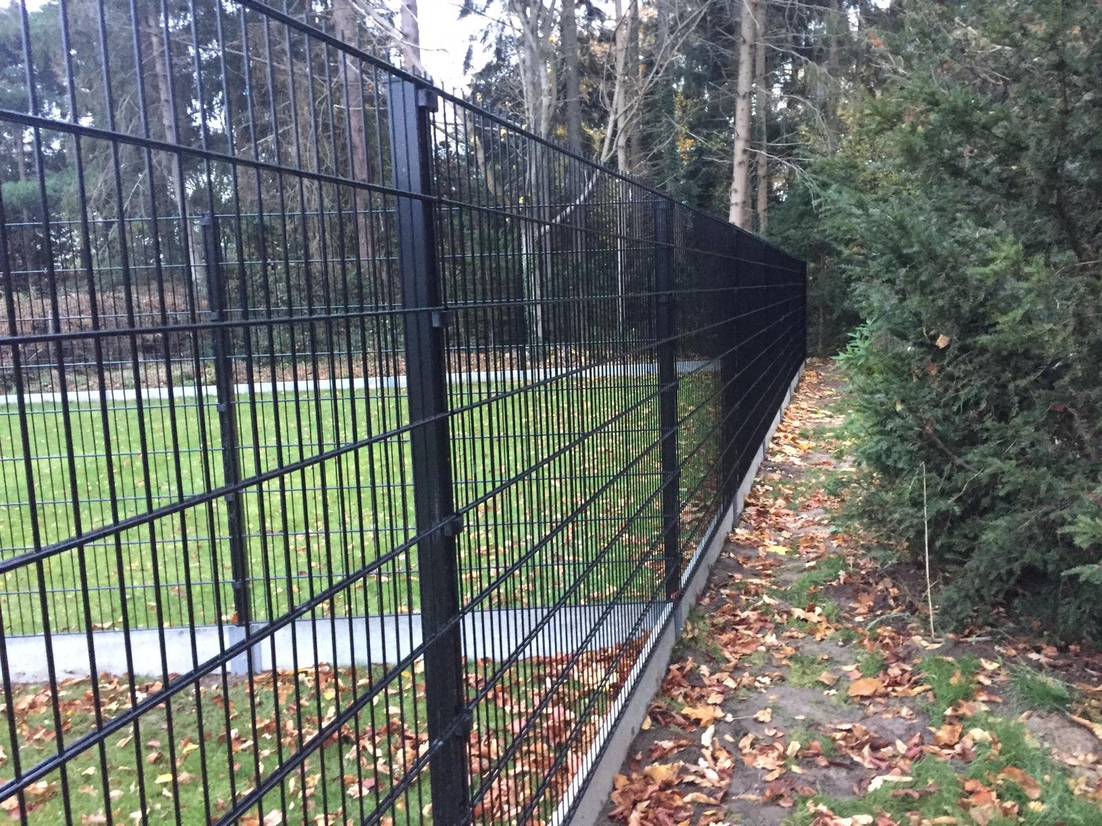 Dubbelstaalmat met betonplaat – 10m