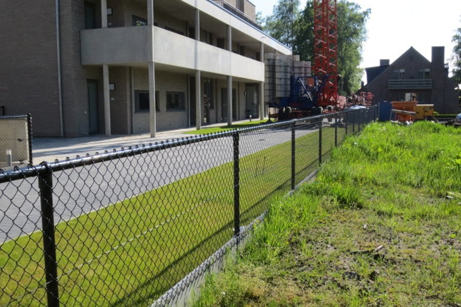 Harmonicagaas rond een nieuwbouw